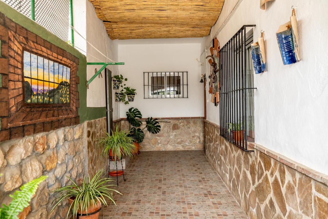 אל צ'ורו Alojamiento Rural El Viso מראה חיצוני תמונה